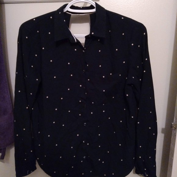 Navy blue button up with pink polka dots - Picture 1 of 3